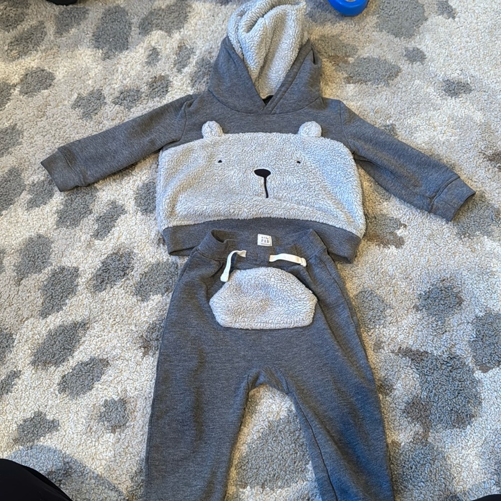 Baby Gap Bear outfit